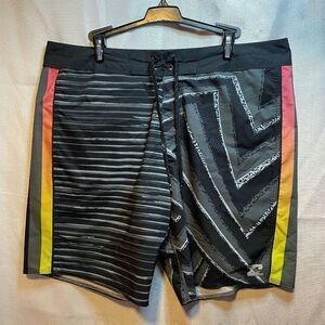 Billabong Mens Board Shorts Swim Trunks Surf Beach Black Grey Size 36
